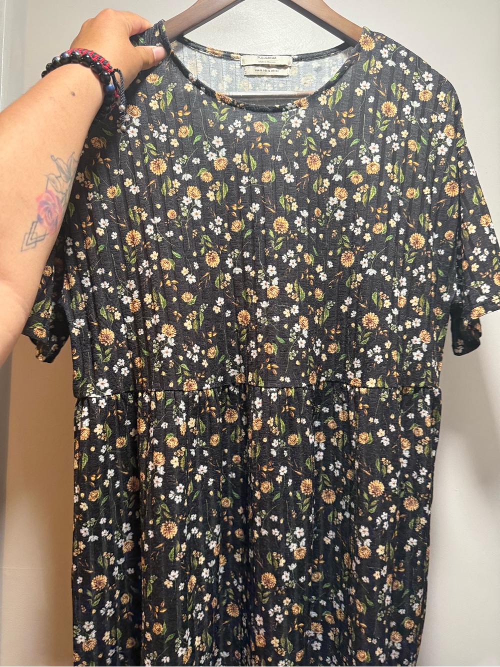 Floral Black Short-Sleeve Women's Top - Pull&Bear